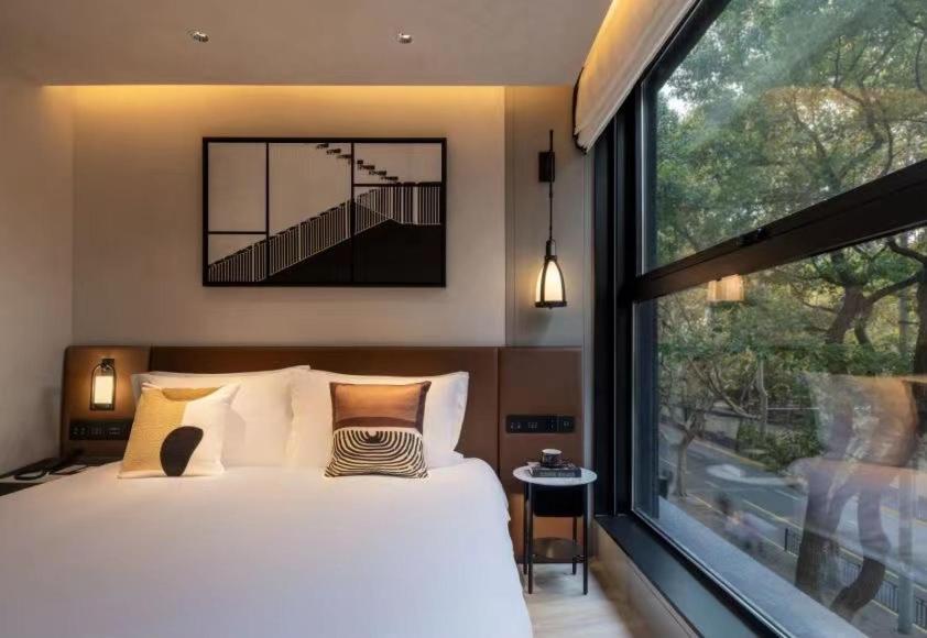 Mia - Shaanxi South Road Hotel Shanghai
